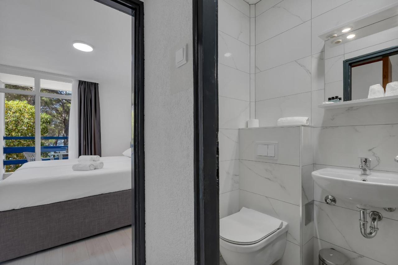 Hotel Alem Baska Voda Luaran gambar