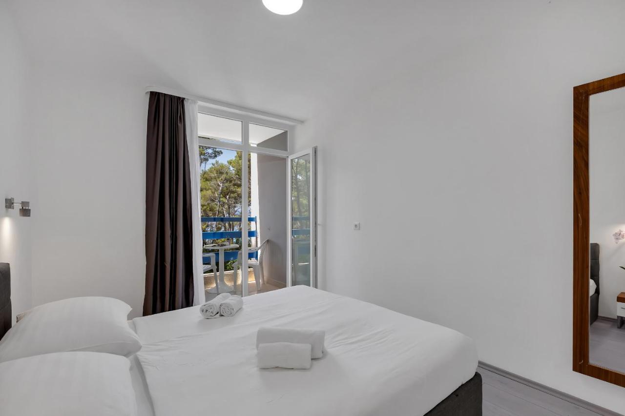 Hotel Alem Baska Voda Luaran gambar