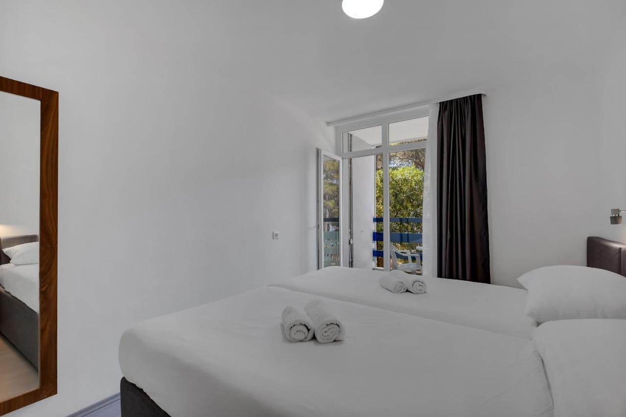 Hotel Alem Baska Voda Luaran gambar