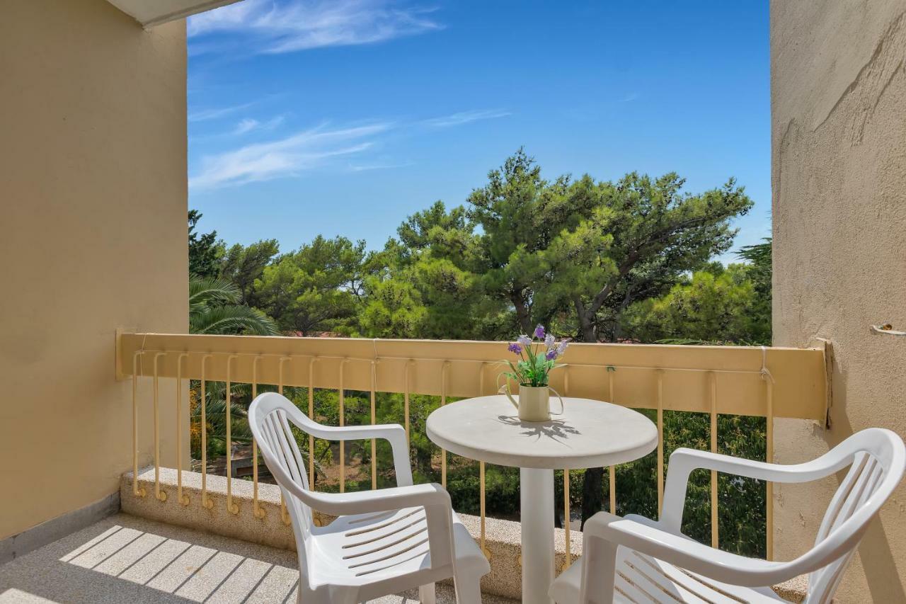 Hotel Alem Baska Voda Luaran gambar